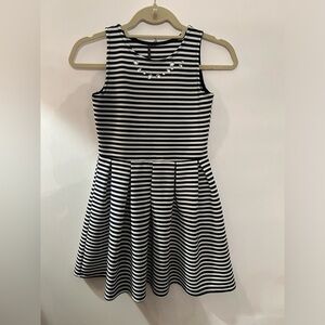 POOF GIRLS DRESS. SPECIAL OCCASIONS DRESS NAVY BLUE AND WHITE WITH RHINESTONES